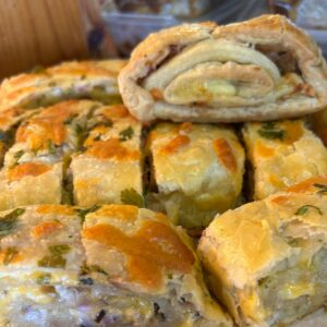 Tuna Roll - Slice